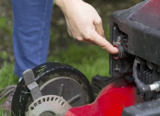 Schwere Fingerverletzungen durch Rasenmäher