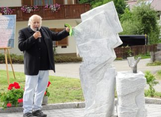 Neuer Dorfplatz würdigt Ingeborg Bachmann