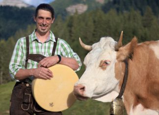 Landesalmwandertag & offizieller Käseanschnitt