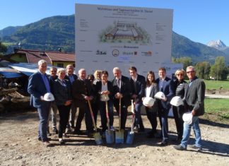 Spatenstich für soziales Projekt