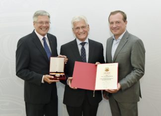 Ehre, wem Ehre gebührt