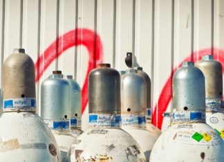 Diversion für zwei Männer