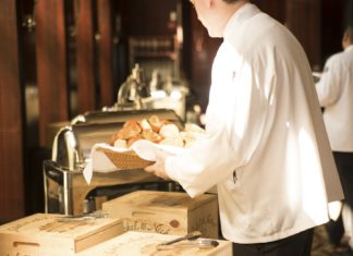 Wir suchen eine/n Frühstücks-Koch/in!