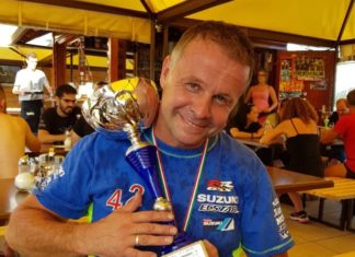 Mit 300 km/h auf der Rennstrecke unterwegs