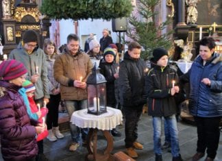 Das Licht des Friedens in Kirchbach