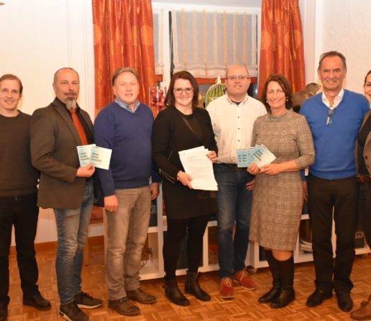 Wie komme ich zum Familienbonus?