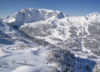 66-jähriger Skifahrer nach Kollision bewusstlos