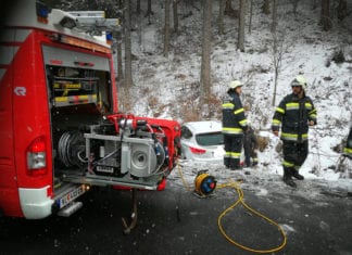 Schwerer Verkehrsunfall auf der B111