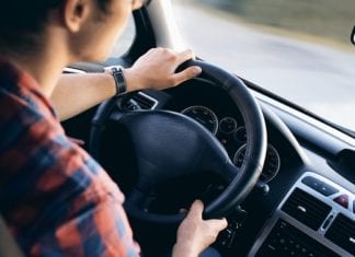 1.000 km weniger Auto fahren vermeidet rund 200 Kilogramm CO2