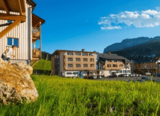 Das Team vom Almhotel Kärnten sucht Verstärkung!