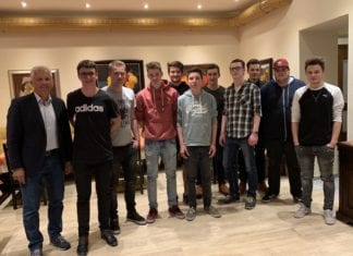 Musterkanidaten eingeladen