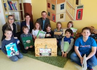 Übergabe Bauernhofkiste