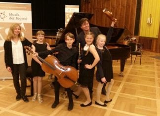 “Kolibris Ensemble” erreichte 1. Platz