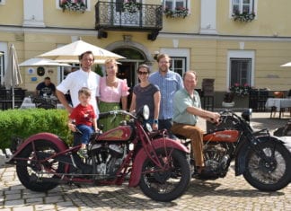 Austrian Indian Riders zu Gast im Schloss Lerchenhof