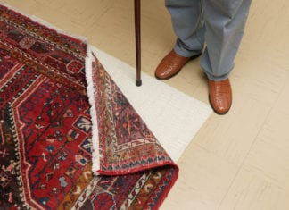 „Stolperfalle Mensch?“: Workshops zur Sturzprävention