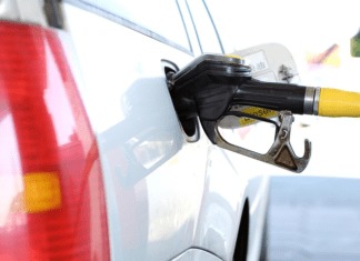 Spritpreise in den Urlaubsländern meist deutlich höher als in Österreich