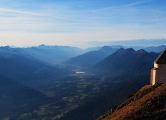 Kirchenglocken gegen Hunger