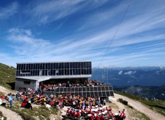Erfolgreicher Dobratschkirchtag mit ältestem Lahnerbesteiger