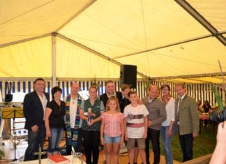 Segen für neuen Ziegenstall in St. Job