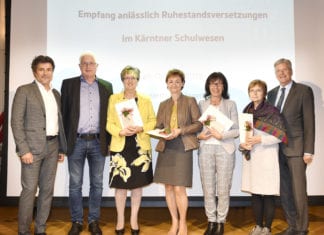 Feierstunde für verdiente Pädagoginnen und Pädagogen