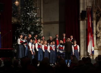 Der Vokalkreis Karnia beim Internationalen Adventsingen in Wien