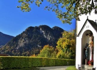 Alkoholisierter Lenker prallte gegen Bildstock Symbolfoto (c) Pixabay