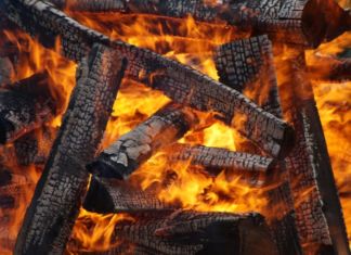 Selchhütte völlig ausgebrannt