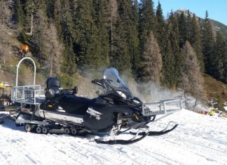 Schwerer Unfall mit Elektro Skidoo
