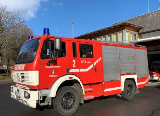 Tanklöschfahrzeug-Allrad 4000 lt. zu verkaufen!