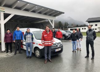 Mitglieder des Lionsclub Hermagor unterstützen die Aktion „Essen auf Rädern“