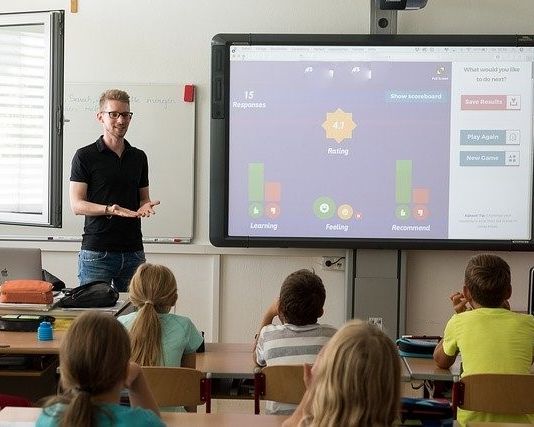 Hurra, hurra, die Schule öffnet!
