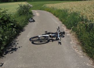 52-jähriger mit Mountainbike gestürzt