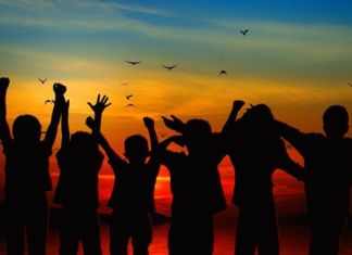 Ferienbetreuung 2020: Land unterstützt Familien mit wenig Einkommen