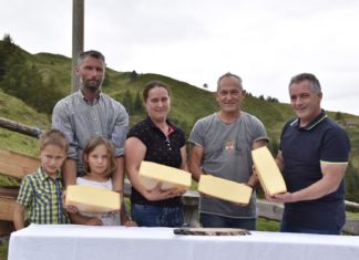 2. Biokäseanschnitt auf der Gundersheimer Alm