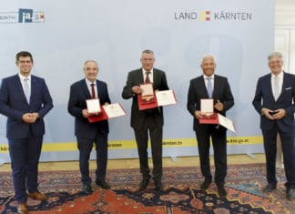 Große Goldene Ehrenzeichen für Alt-Bürgermeister!