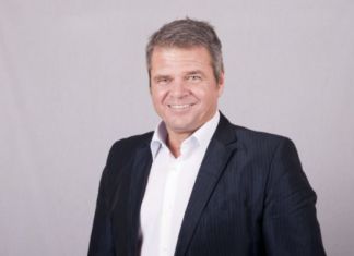 Medizinaufnahmetest: Köfer prangert lange Wartezeit an