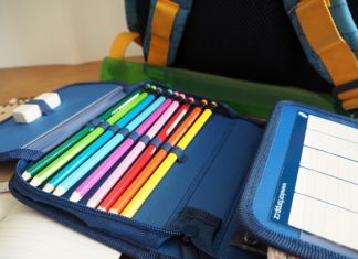 Tolle Aktion: NEOS sammeln Schulstartpakete für Kinder in Not