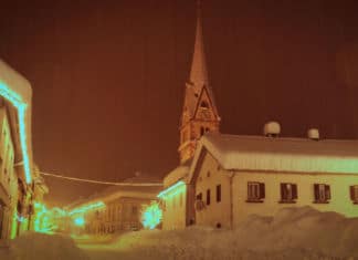 Schulen weiterhin geschlossen: Sicherheit für Schulkinder in Schneegebieten geht vor