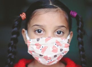 Strenge Maßnahmen in Schulen: Maskenpflicht auch im Unterricht