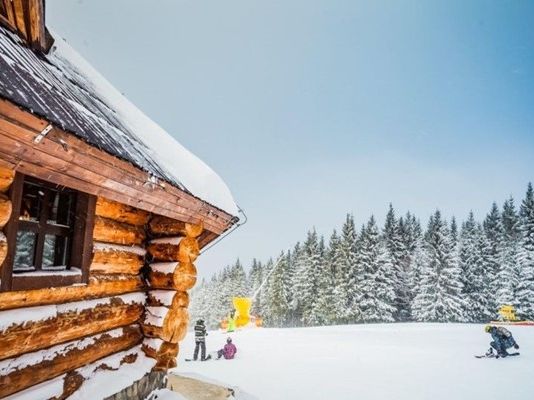 Kärntens Skihütten bereiten sich auf ungewöhnlichen Saisonstart vor