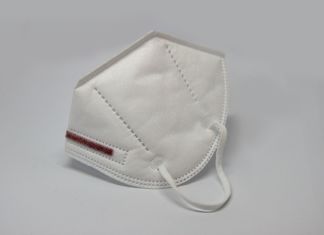 Verteilaktion: Sozial bedürftige Personen bekommen FFP2-Masken