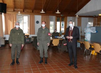 Truppenbesuch bei Oberkärntner Teststationen