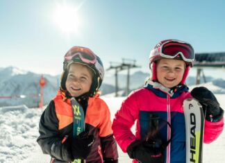 Osterskilauf mit Schneehöhen von 180 cm & Kids Surprise um € 10,-