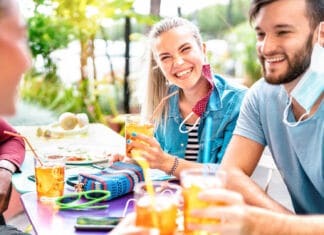 Ab Montag wieder mehr Freiheiten für genesene und geimpfte Menschen
