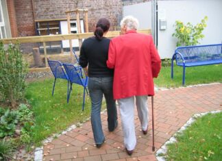 Pflegeheim: Viermal wöchentlich Besuch erlaubt