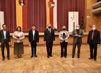 Bürgermeister Leopold Astner und der Stadt- und Gemeinderat in Hermagor angelobt