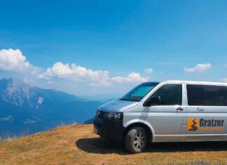 Mit Taxi Gratzer auf die Alm