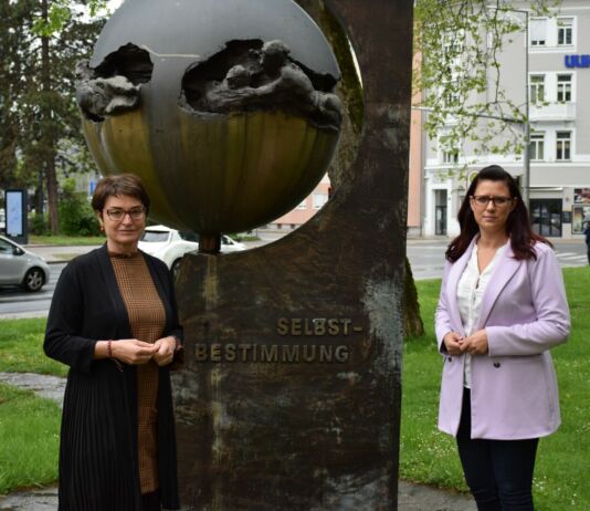 Gewalt an Frauen: Landesrätinnen fordern Bundesregierung zum Handeln auf