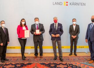 Ehrenzeichen für verdiente Alt-Bürgermeister