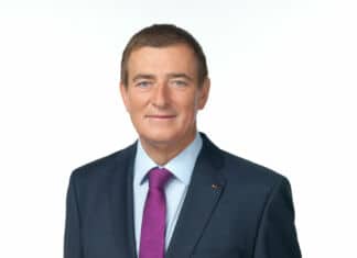 AK-Präsident Günther Goach: Dank an Johann Mößler für gute Sozialpartnerschaft!